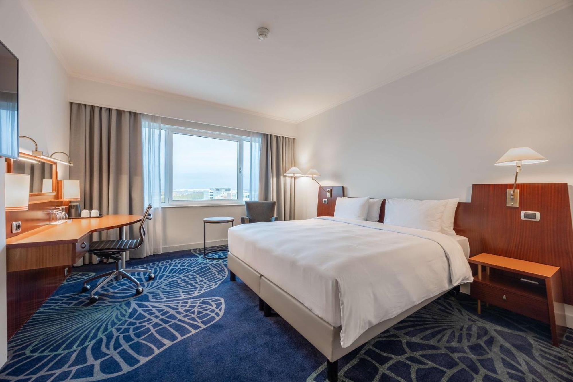 Radisson Blu Hotel Amsterdam Airport, Schiphol Amsterdam Airport Schiphol Ngoại thất bức ảnh